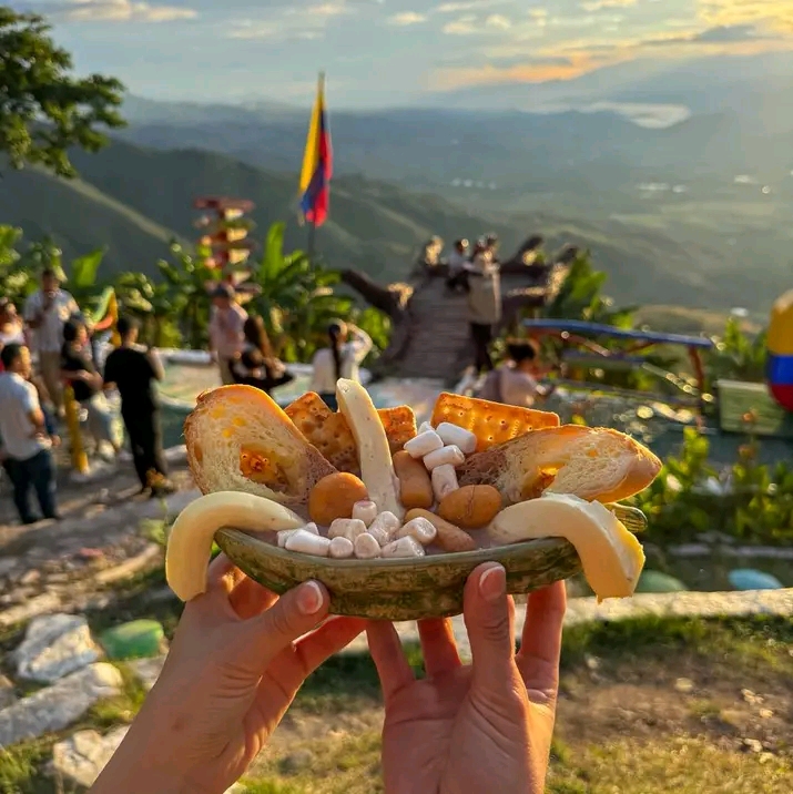 Restaurante Típico en Gigante