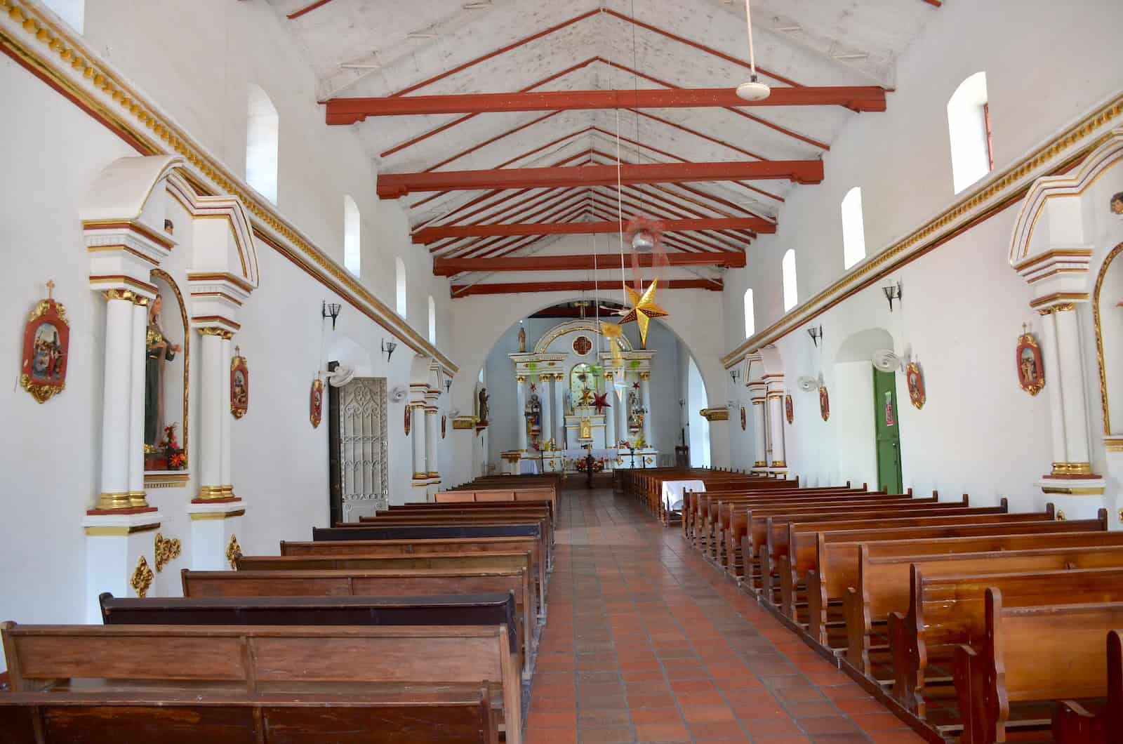 Interior de Iglesia